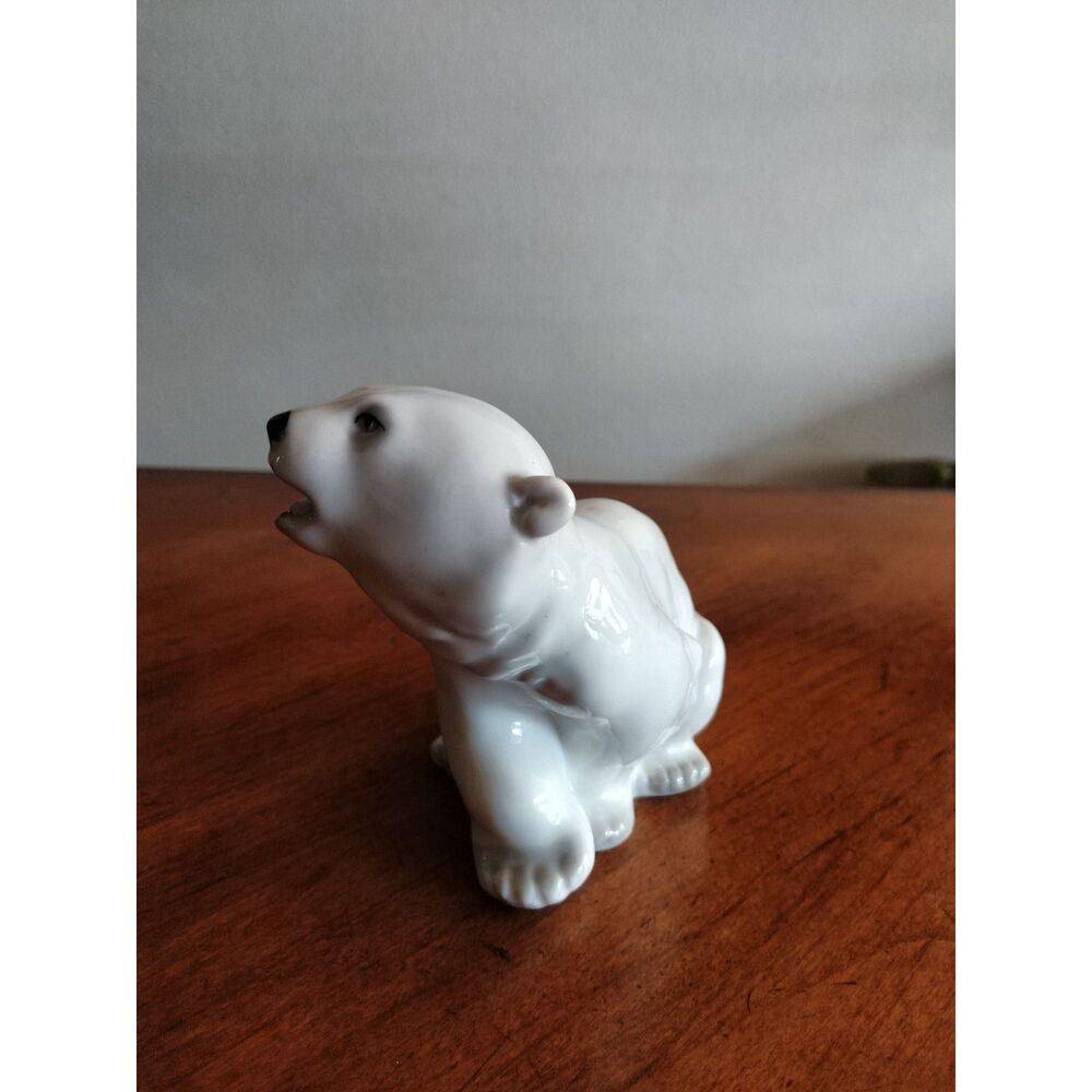 Damage* Vintage Lomonosov Porcelain (LFZ) Polar Bear Figurine 4.5" White - Picture 8 of 11